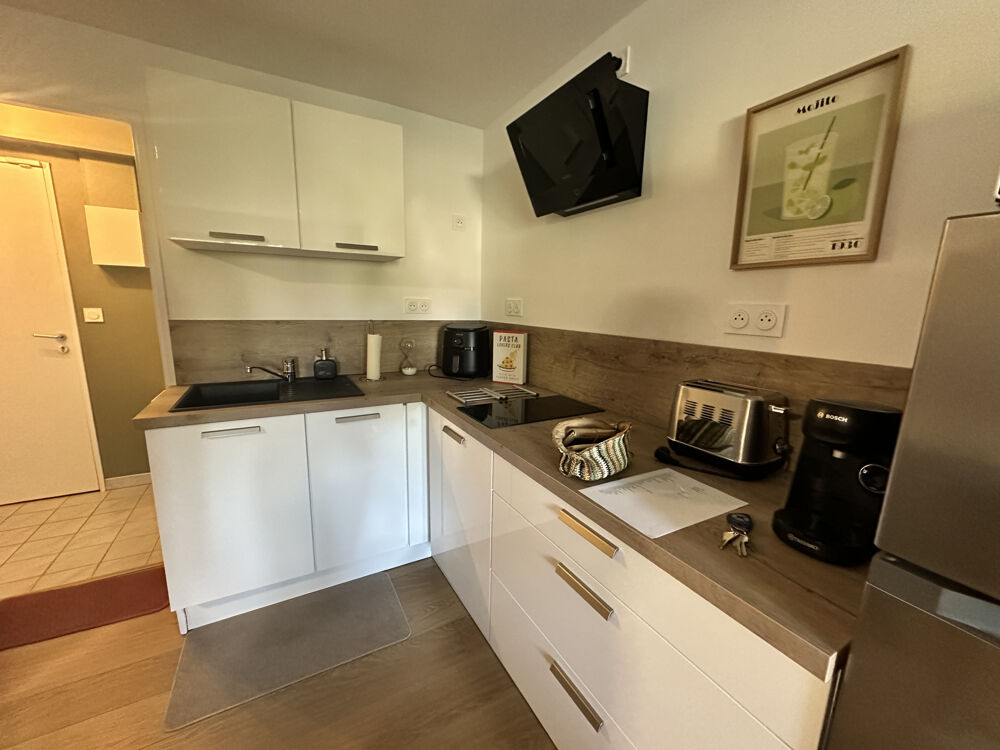 Location Appartement NIORT CENTRE - STUDIO MEUBLE - Résidence sécurisée en bord de sèvre proche du centre Niort