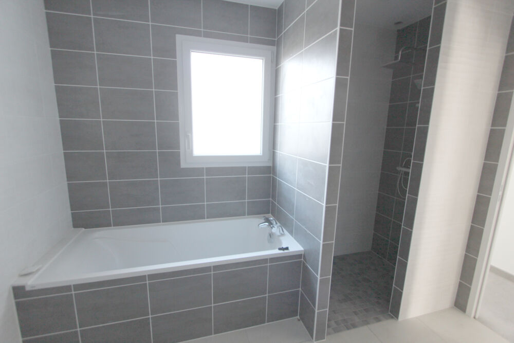 ECHIRE PAVILLON NEUF 4 CHAMBRES AU CALME