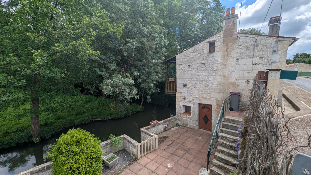 Maison 2 pièces 57 m² · à Magne · 57 m² · 55 000 €