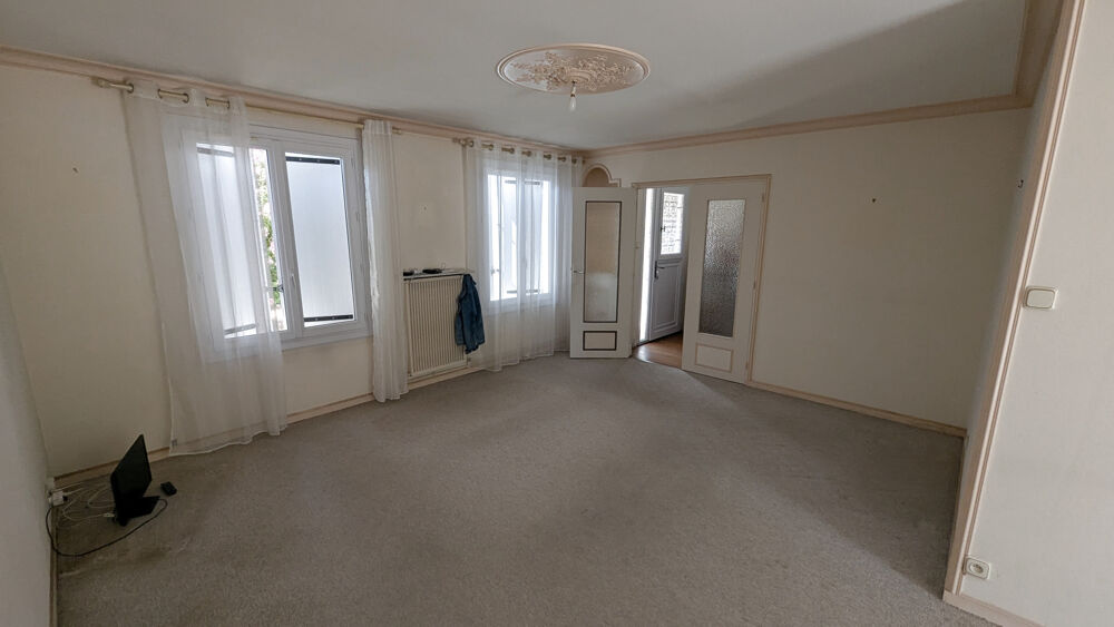 Vente Maison MAGNÉ PLAIN PIED 2 CH GARAGE PREAU Magne