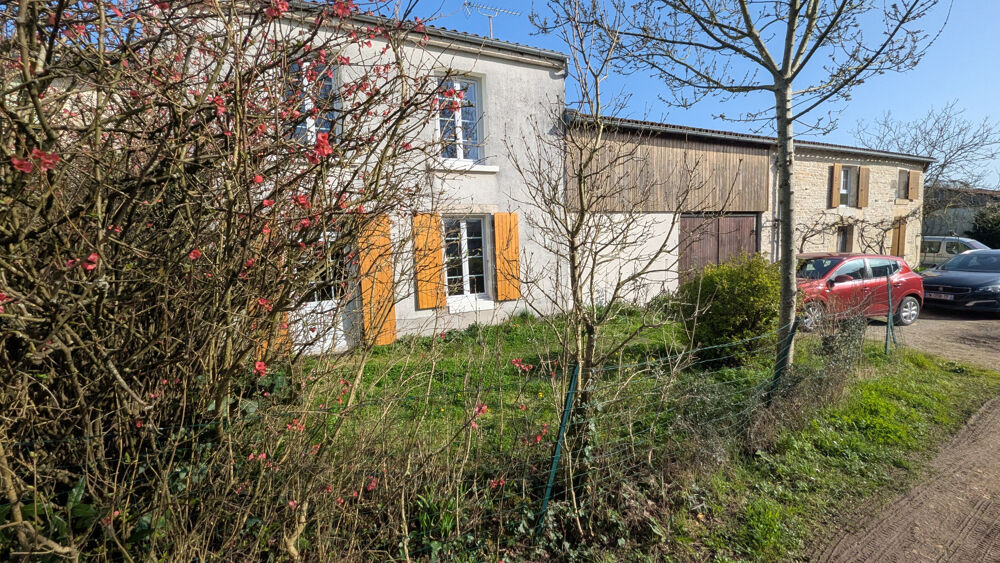 LE VANNEAU IRLEAU MAISON PIERRES d'env.149 m2 habitable