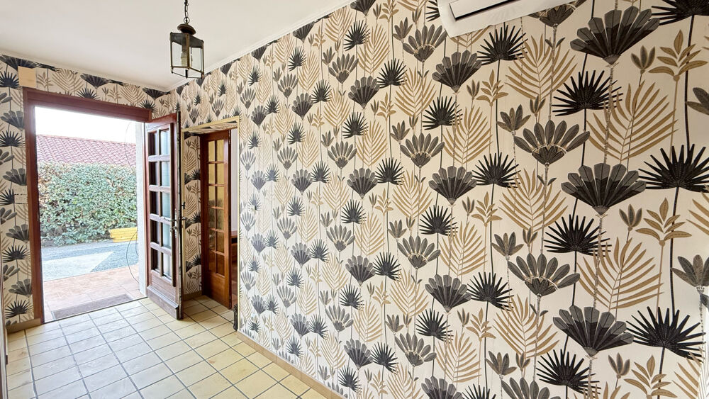 MAISON DE PLAIN-PIED CENTRE BOURG DE COULON