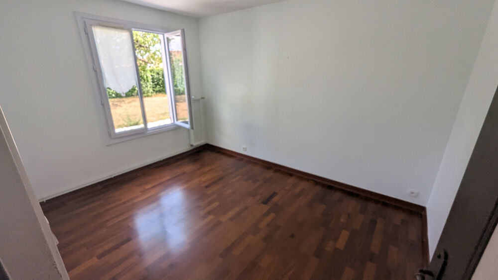 Vente Maison MAGNÉ PLAIN PIED 2 CH GARAGE PREAU Magne