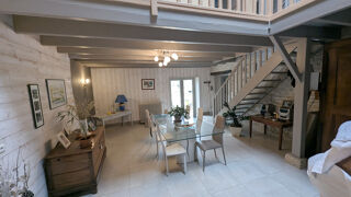 Vente Maison NIORT SAINT LIGUAIRE MAISON PIERRES AVEC PISCINE ET GRAND TERRAIN Niort