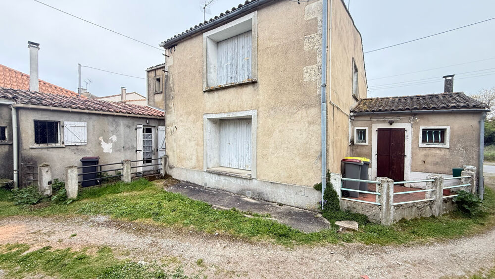 ENSEMBLE IMMOBILIER A COULON