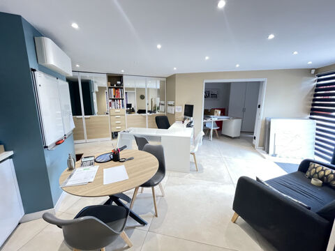 MURS COMMERCIAUX CAVALAIRE 325500 83240 Cavalaire sur mer