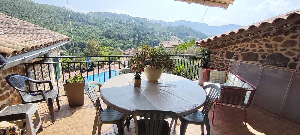 Vente Maison Maison de caractère avec piscine, dépendance et vue dégagée St jean du gard