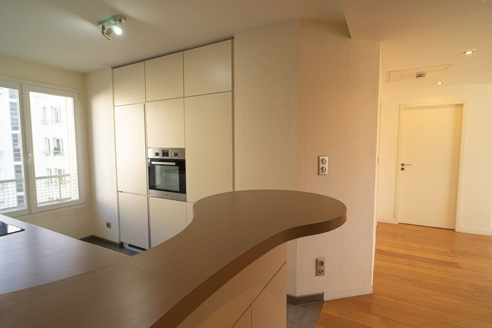 Vente Appartement T3-4 77 m2 Quartier HALLES CHAMBÉRY Chambery