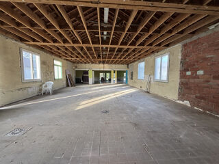  Propriété/château à vendre 4 pièces 400 m²