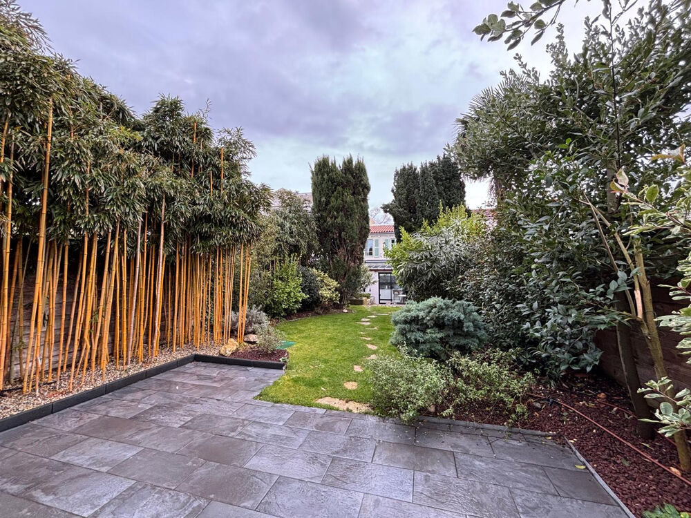 � vendre  Propri�t�/ch�teau La Rochelle (17000)