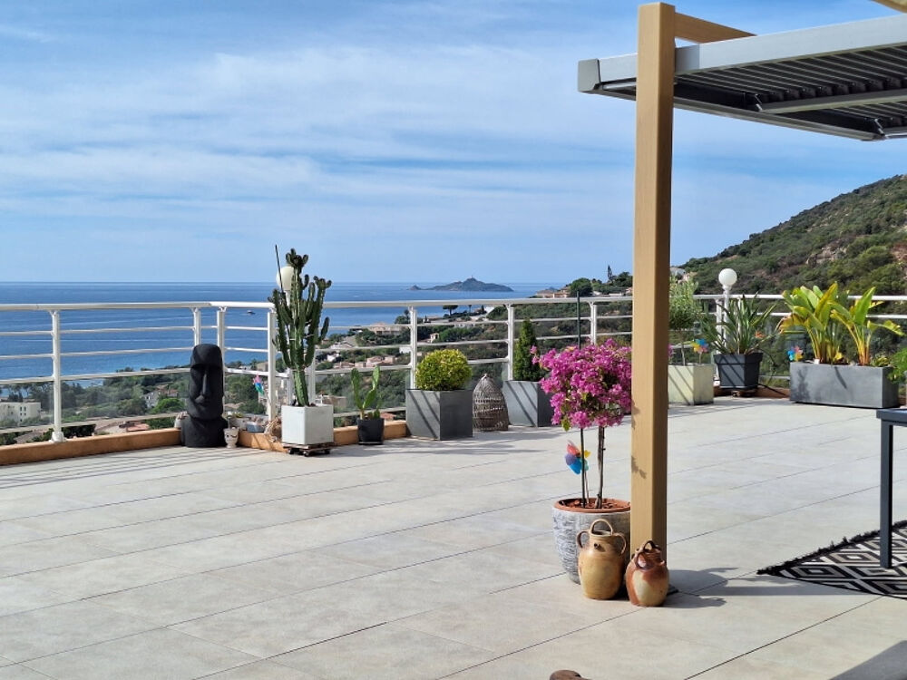 Vente Appartement SANGUINAIRES T4 avec 110m2 de terrasse vue mer imprenable Ajaccio