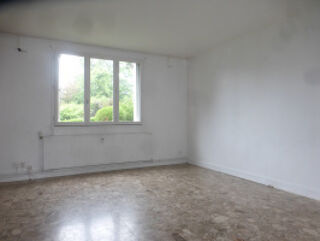  Appartement à louer 3 pièces 65 m²