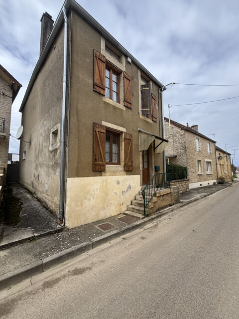  ETROCHEY ( 21) Maison de 100m2 avec petite cour proche de CHATILLON SUR SEINE ( 21) Acc�s par A5 et A7 Maison - 5 pi�ce(s) - 100 m�