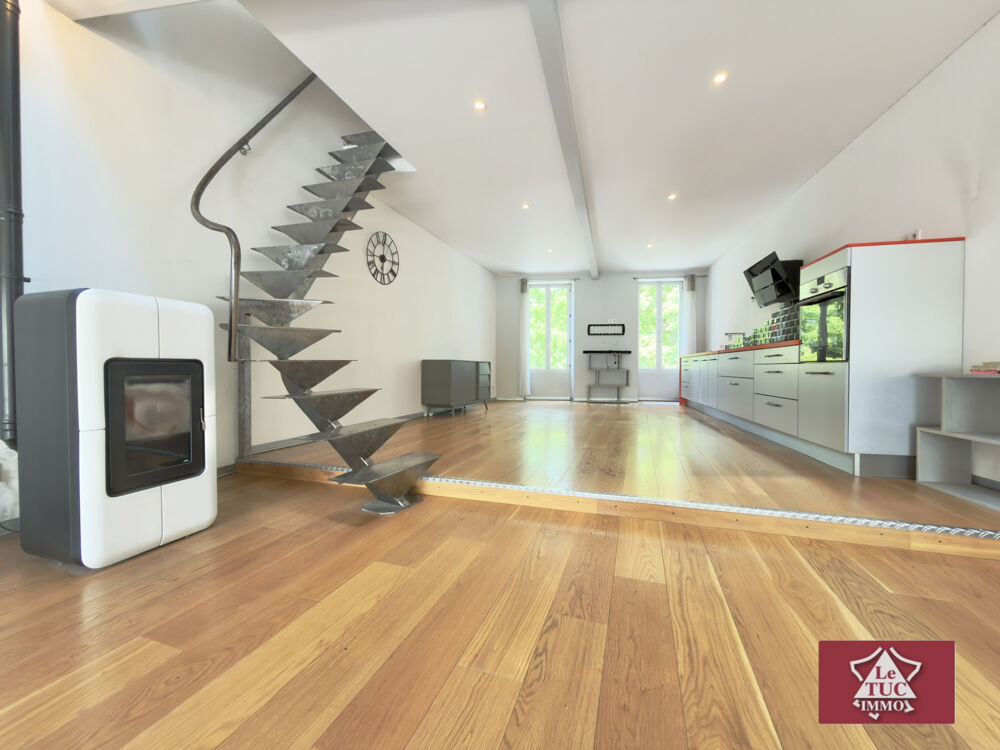 Vente Maison Maison de ville avec terrasses, garage et jacuzzi Villeneuve sur lot