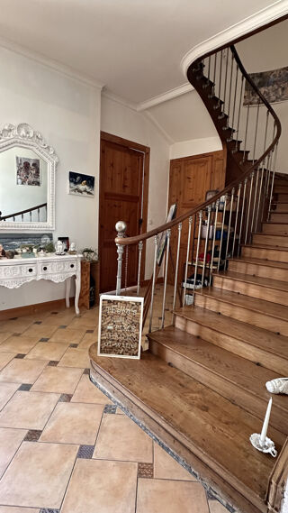  Proprit/chteau  vendre 15 + pices 460 m