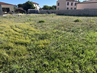  Terrain à vendre 923 m²