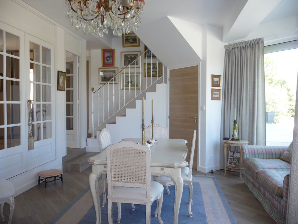 Vente Maison MONTBRISON SUPERBE VILLA CONTEMPORAINE AVEC PISCINE   208 m2   TERRAIN DE 2 700 m2 Montbrison