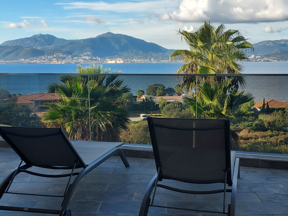 Vente Appartement Porticcio magnifique T4 dernier étage vue mer vaste terrasse Porticcio