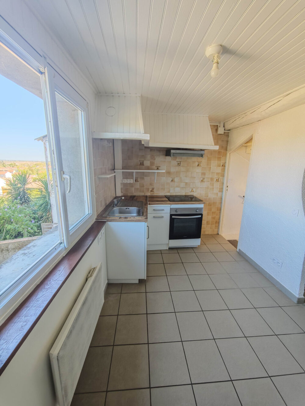 Maison en pierre avec jardin et vue dégagée Castelnaudary