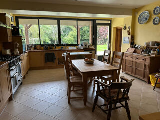  Maison � vendre 9 pi�ces 327 m�