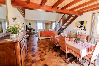  Maison à vendre 11 pièces 251 m²