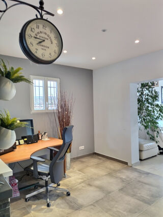  Maison � vendre 9 pi�ces 209 m�