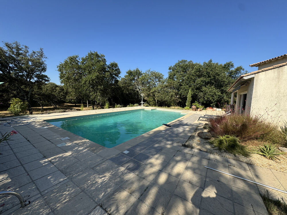 Villa contemporaine 13 pièces - 290 m2 - 4789 m2