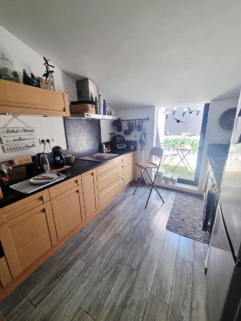 Rare Draguignan centre bel appartement F3 traversant avec terrasse et balcon en dernier étage 159000€ dpe d