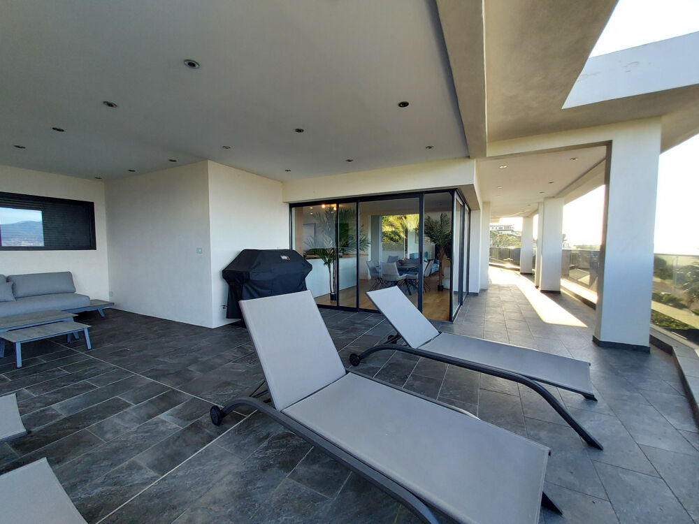 Vente Appartement Porticcio magnifique T4 dernier étage vue mer vaste terrasse Porticcio