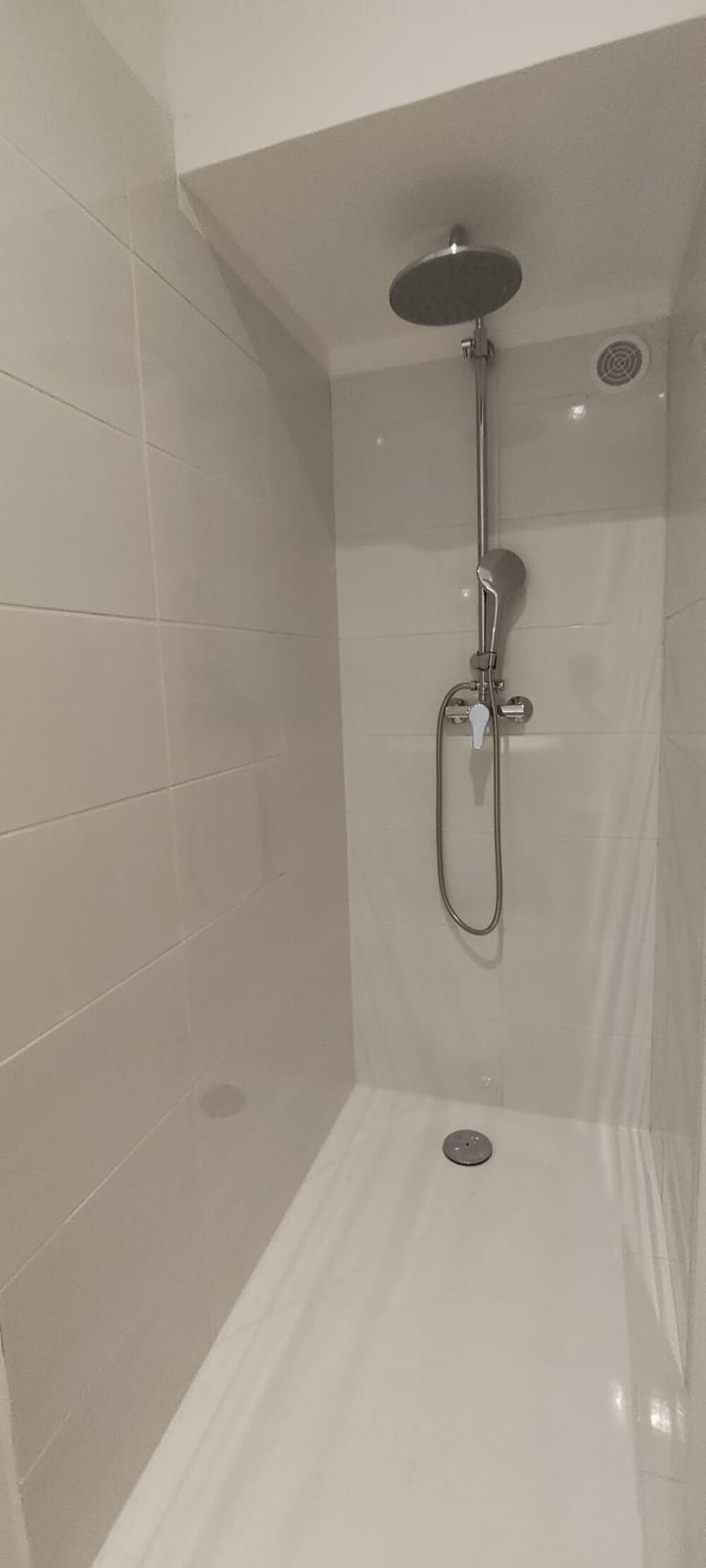 Location Appartement À louer   T1 meublé lumineux Bagnols sur ceze