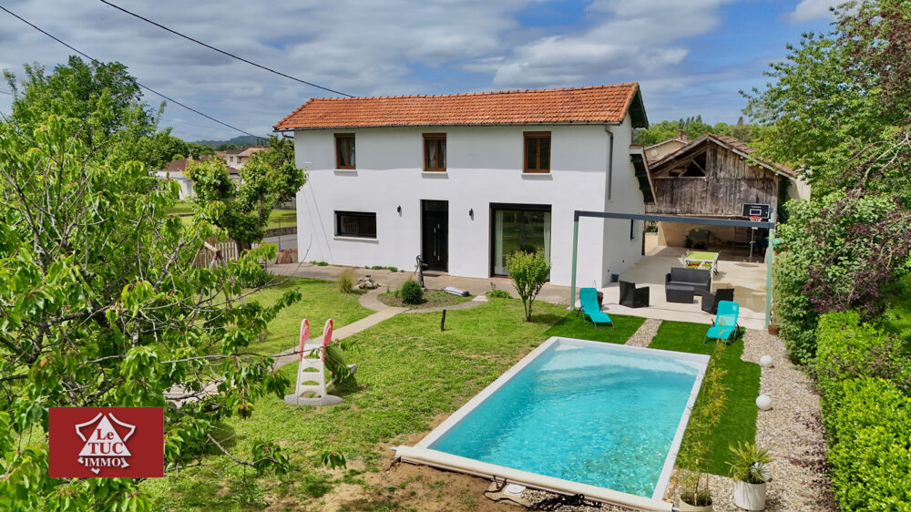 Maison rénovée avec piscine et Grangette