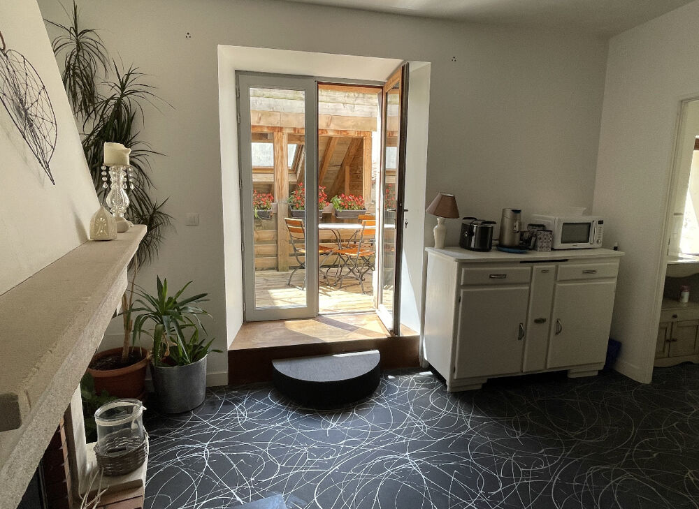 Immeuble mixte commerce et habitation