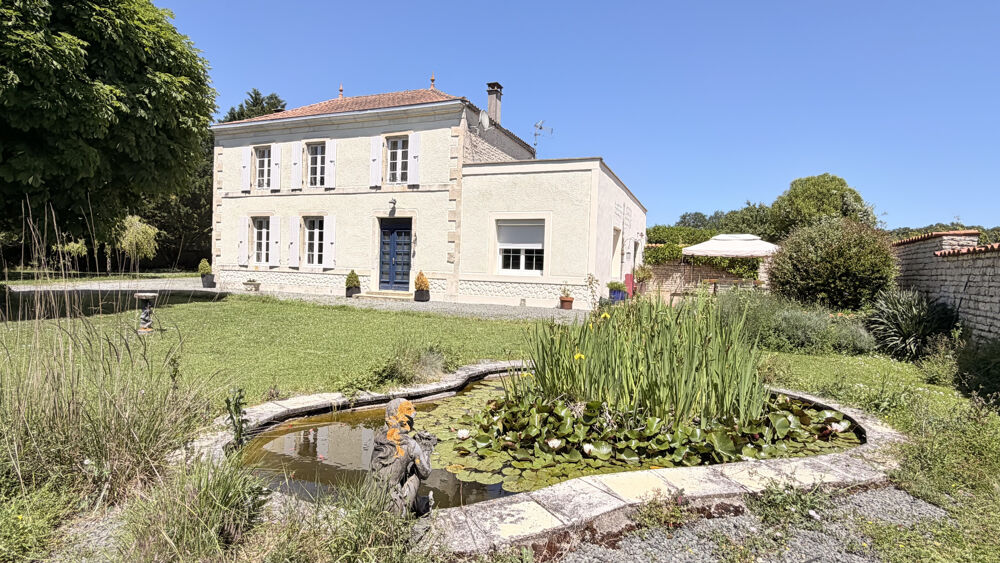 Vente Maison Propriété belle présentation  15' du TGV Surgères Marsais