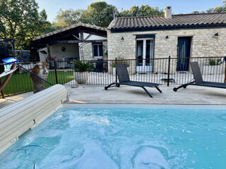 Maison 7 pièces 211 m² · à Suze-la-Rousse · 211 m² · 598 500 €