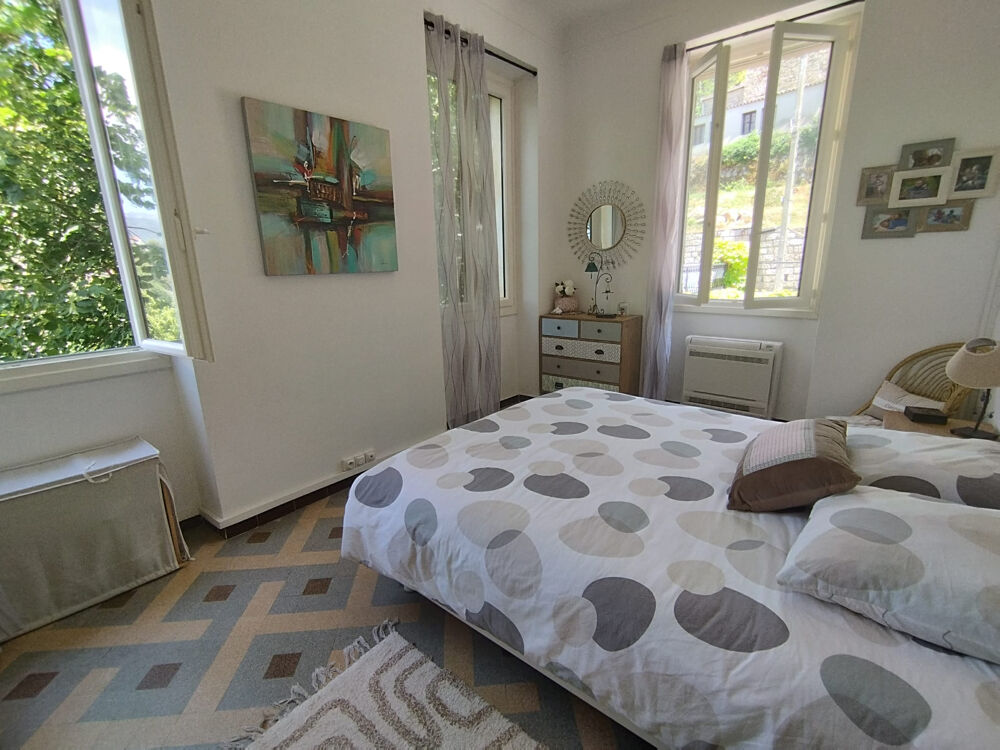 Vente Appartement Haut de villa rénové avec deux logements et terrain   Village de montagne corse Olmiccia