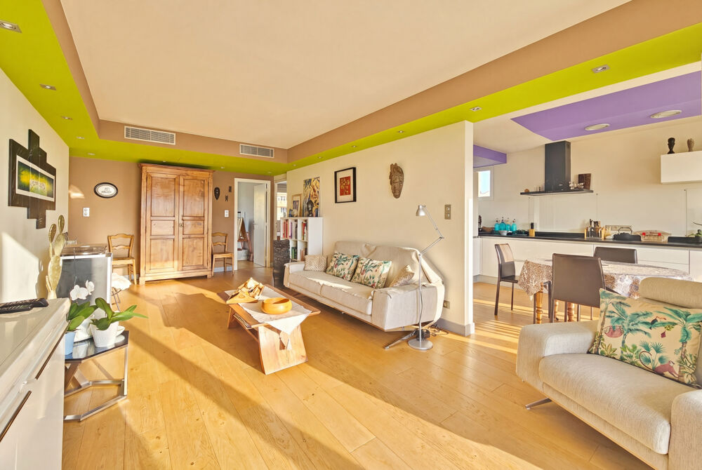 Vente Appartement AJACCIO Entrée de ville - Superbe T3/4 rénové vue mer Ajaccio