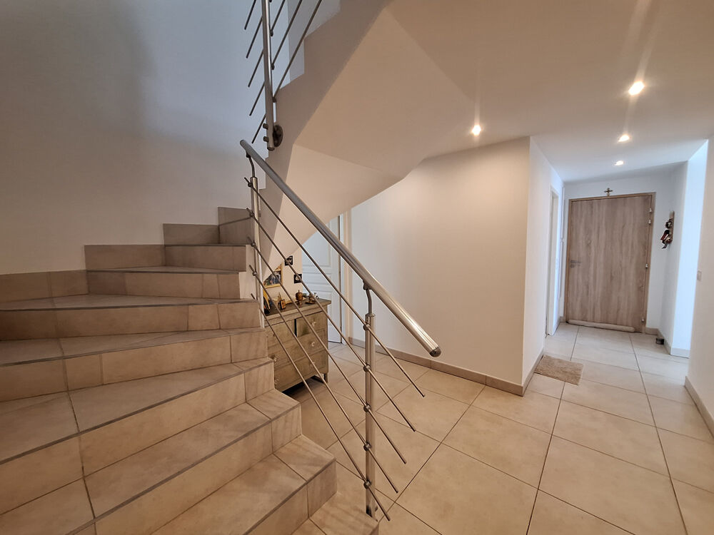 Ajaccio Sanginaires magnifique duplex récent de 180m2 avec vue panoramique