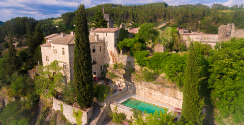   Lieu Inédit - vue 180o - Maison de maître sur promontoire - hameau médiéval - idéal accueil - piscine Maison - 15 + pièce(s) - 480 m²