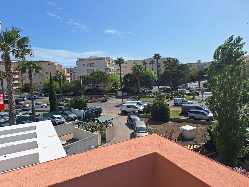 FREJUS T3 RECENT DE 65M2 A 300 M DE LA MER AVEC BOX