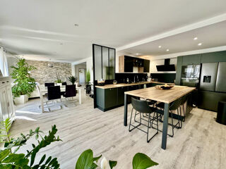  Maison à vendre 7 pièces 200 m²