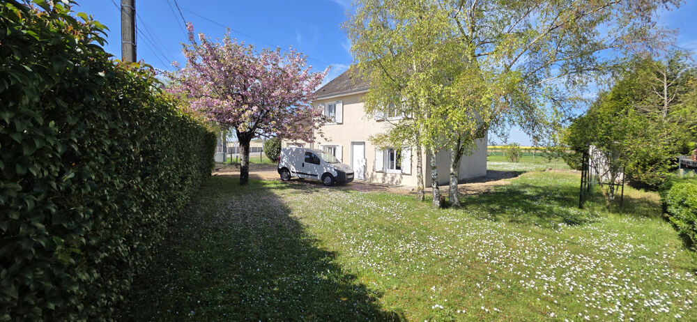 A VENDRE Maison de 115 m2 Habitables sur la commune de BEAUMONT DU GATINAIS