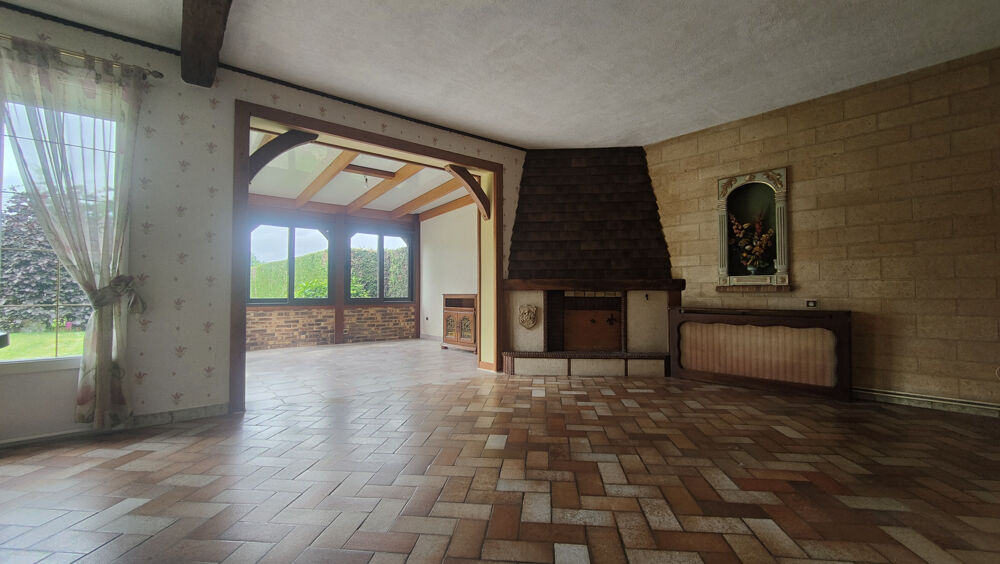 A 15 MN DE BEAUVAIS SECTEUR AUNEUIL, TRES GRANDE MAISON RENOVEE DE 160m2 SUR 1700 M2 CLOS AU CALME
