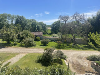  Propri�t�/ch�teau � vendre 9 pi�ces 242 m�