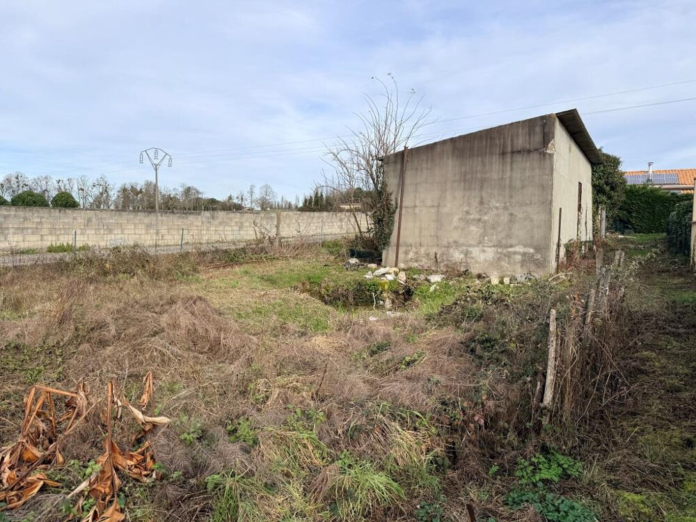 Vente Terrain ST ANDRE DE CUBZAC TERRAIN CONSTRUCTIBLE 580 m2 AVEC BÂTIMENT ENVIRON 90 m2 St andre de cubzac