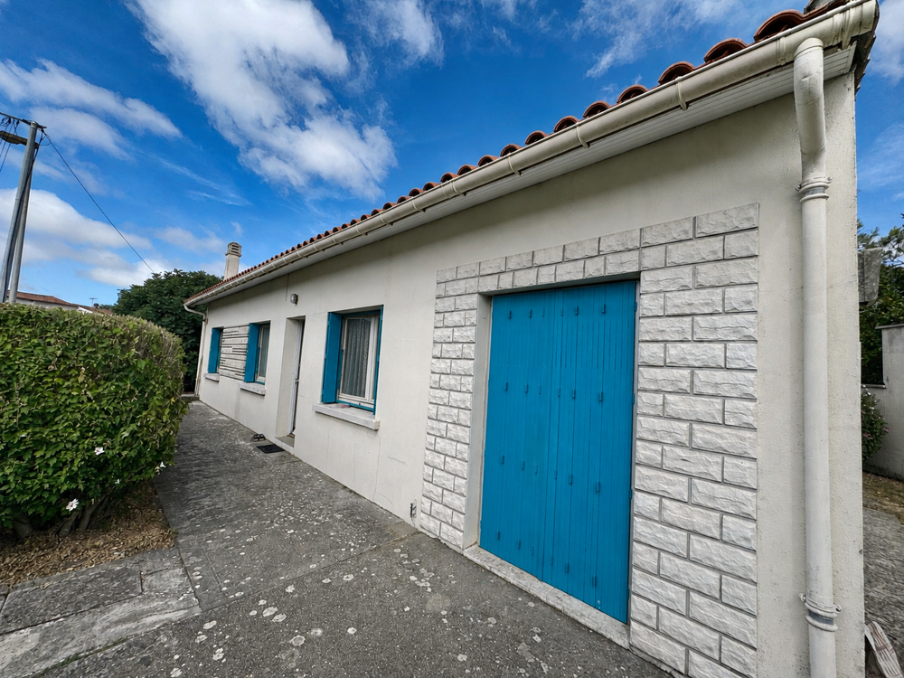 Plain-pied avec jardin proche Royan