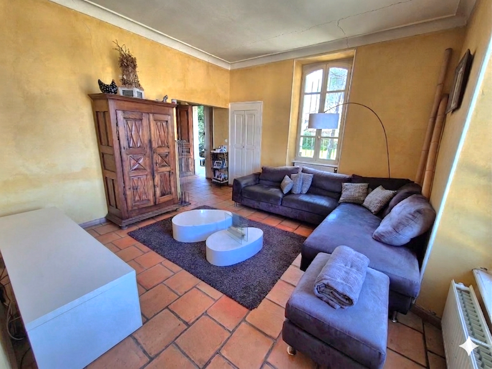 Vente Maison Maison familiale avec dépendances et terrain 1450 m2 Ales