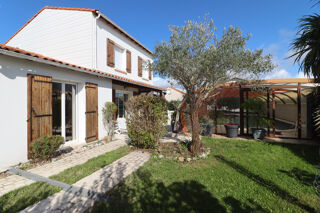  Maison à vendre 12 pièces 220 m²