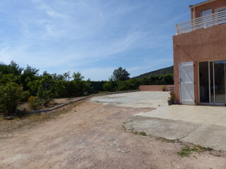  Maison  vendre 5 pices 260 m