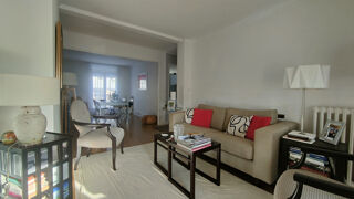  Appartement à louer 4 pièces 80 m²