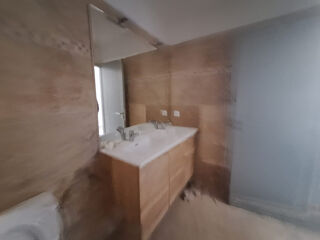  Duplex/triplex à vendre 4 pièces 130 m²